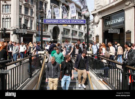 Oxford Circus London England Uk Stock Photo Alamy