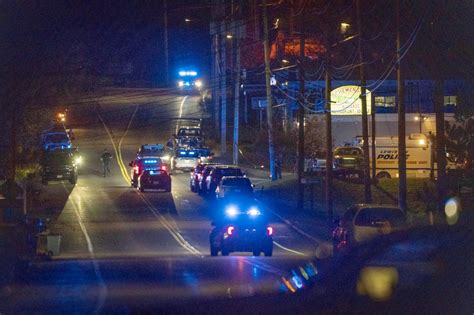 Maine Shootings Police Pursue Suspect After 16 Killed In Lewiston