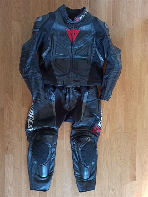 Dainese Lederkombi Gr 52 2 Teiler Kaufen Auf Ricardo