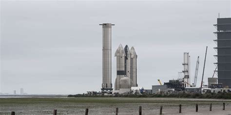 With the SpaceX launch base, the life of the village of Boca Chica, in ...