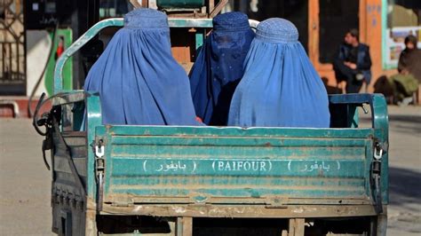 Setahun Taliban Berkuasa Bagaimana Hak Hak Perempuan Afghanistan