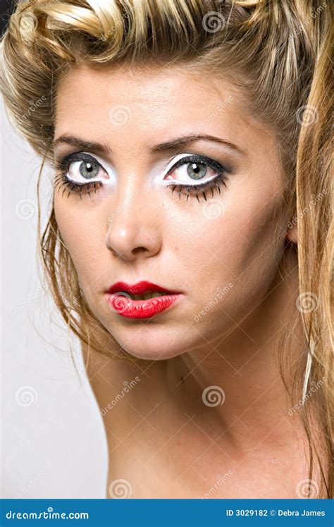 Plan Rapproch Du Visage De La Femme Blonde Photo Stock Image Du Tony