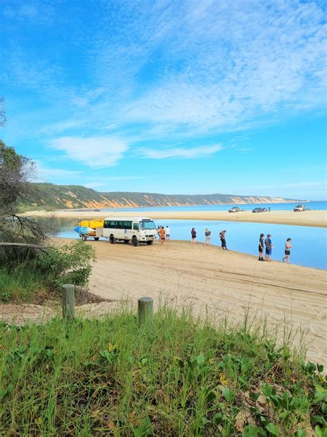 Noosa Dolphin View Sea Kayak Beach 4X4 Adventure Day Tour