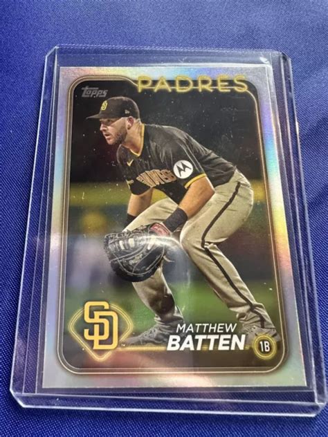 2024 TOPPS SERIES 2 FEUILLE ARC EN CIEL 384 Matthew Batten Parents