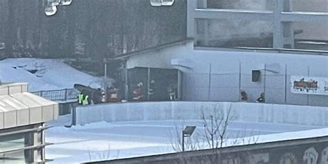 Incendiul De La Patinoarul Artificial Din Suceava A Izbucnit De La Un