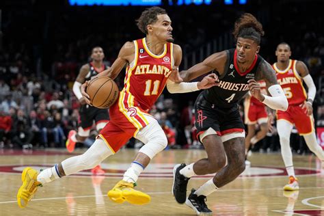 Rockets Fall To Hawks 117 107 In Opener The Dream Shake