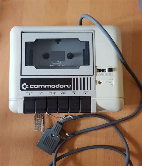 Commodore C Tape Laufwerk Kaufen Auf Ricardo