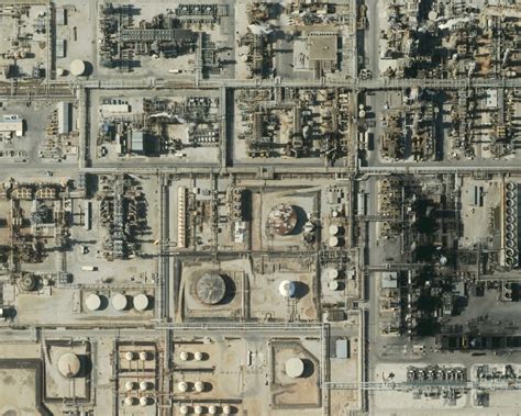 Urban Crude: Refineries | The Center for Land Use Interpretation