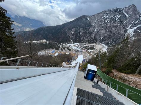 Skijumping pl on Twitter Zaczynamy jednoseryjny piątkowy konkurs w