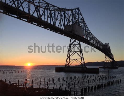 Astoria Bridge Sunset Stock Photo 310872440 | Shutterstock