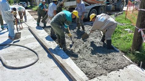 Trabajos de fumigación iluminación y bacheo para este jueves