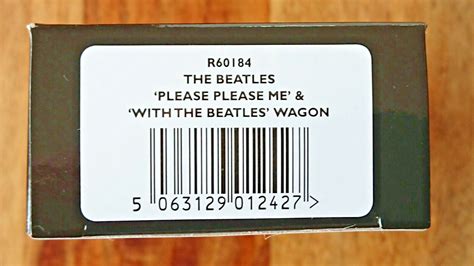 Hornby R The Beatles Please Please Me With The Beatles Wagon