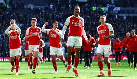 Prediksi Skor Arsenal Vs Nottingham Forest November Head To