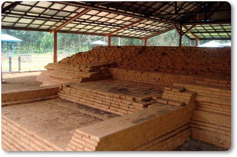 Kompleks Candi Padang Roco Dharmasraya Sumatera Barat