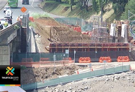 Se cumplen seis meses de construcción del nuevo puente sobre el río