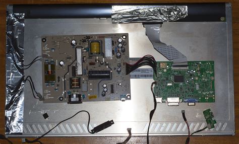 Inside and Repair of the BenQ 21.5″ E2200HD LCD Monitor « insideGadgets