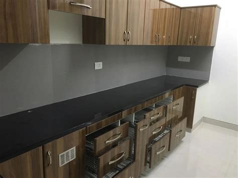 Plywood Modern Modular Kitchen Cabinets Base Mounted At Rs Sq Ft