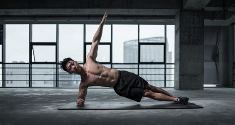 16 Of The Best Oblique Exercises And Workouts For Men