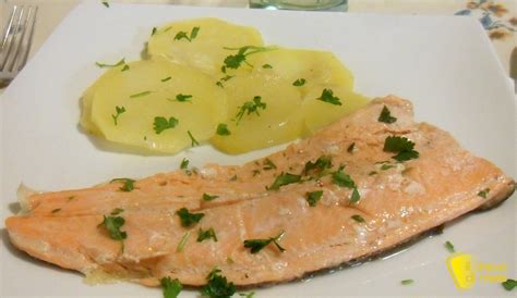 Trota Salmonata Al Cartoccio Ricetta Veloce