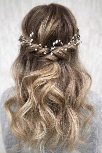 Hottest Bridesmaid Hairstyles For 2020 Tips And Advice ★ Bridesmaid Hairstylestextured Airy