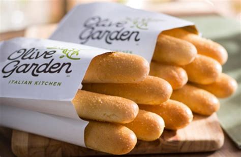 Olive Garden's Unlimited Breadsticks Are Back [Sept-2024]