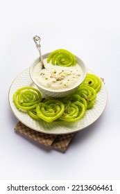 Rabdi Jalebi Green Jilebi Imarati Rabri Stock Photo 2213606461 ...