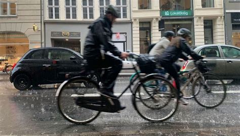 Nu Skifter Vejret Advarer Om Kraftig Regn Og Lokale Skybrud Bt