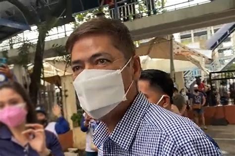 WATCH Vic Sotto Shows Support For Son Vico On 1st Day Of COC Filing