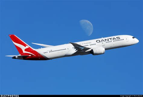 VH ZNK Boeing 787 9 Dreamliner Qantas Morris Biondi JetPhotos