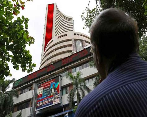 Sensex Hits Historic Mark Nifty Reaches Fresh Lifetime High In