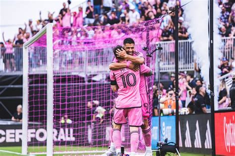 Con doblete de Messi Inter Miami aplastó 5 0 al Orlando City por la