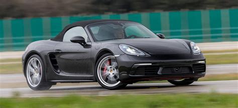 Así se fabrica el nuevo Porsche 718 Cayman y el Porsche 718 Boxster