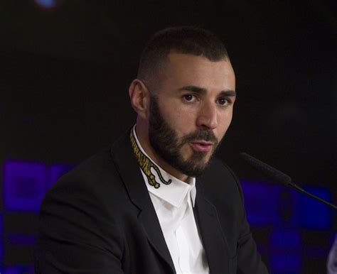 Karim Benzema Vis Par Une Plainte Pour Tentative D Enl Vement Et