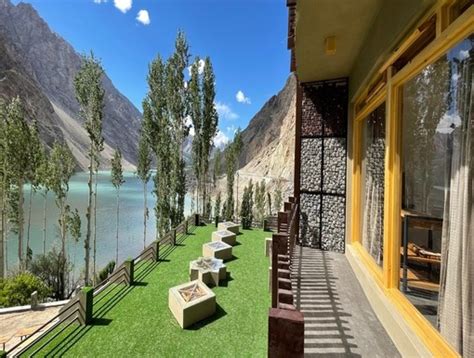 Famree Resort Hunza Tour Package Days Nights Traveling Agency