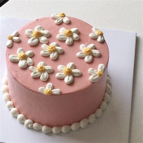 Pin By 𝓈𝓁𝑜𝒶𝓃 On New Aesthetic Pretty Birthday Cakes Cute Cakes Cute