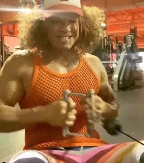 Carrot Top Lost Fifty Pounds Of Muscle Janet Charltons Hollywood