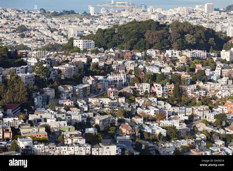 San Francisco Homes On Hillside Stock Photo Alamy