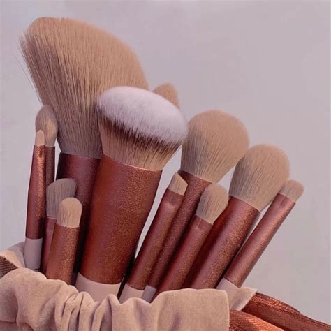 Kit 13 Pcs Escovas Profissionais Kabuki Contorno Maquiagem Escorrega