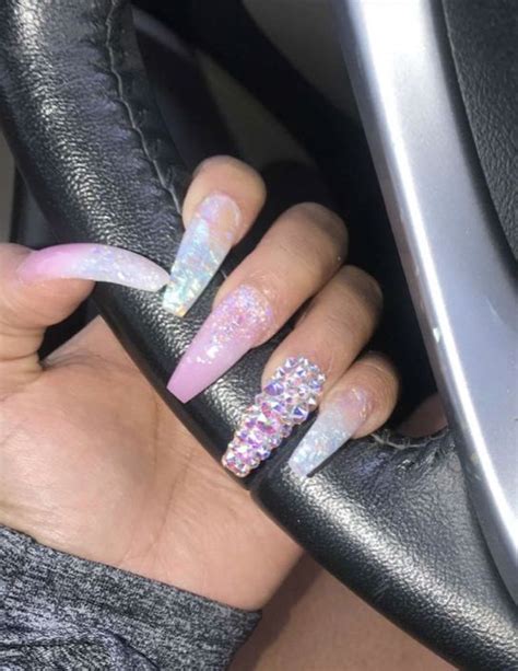 Follow Trυυвeaυтyѕ For More ρoρρin Pins ️ Wedding Acrylic Nails