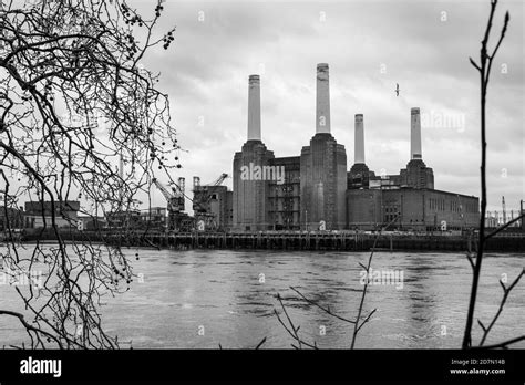 Battersea Power Station London Stock Photo Alamy