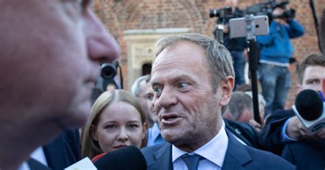 Donald Tusk Przed Komisj Ds Amber Gold Wiadomo Ci