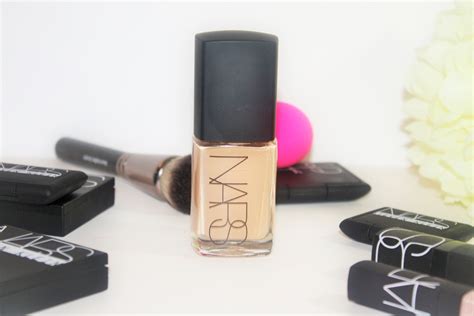 NARS Sheer Glow Foundation