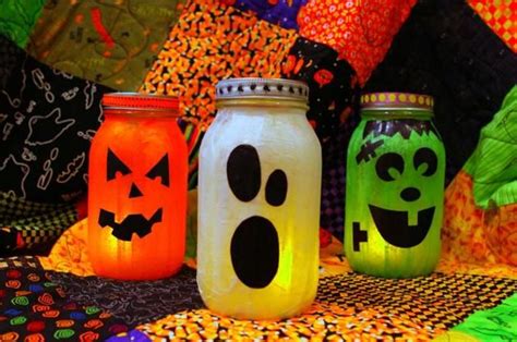 Mason Jar Lanterns Halloween Jars Halloween Mason Jars Halloween