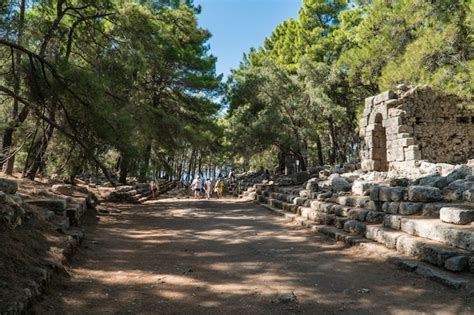 Premium Photo Ruins Of A Central Ancient Street In Phaselis Ancient