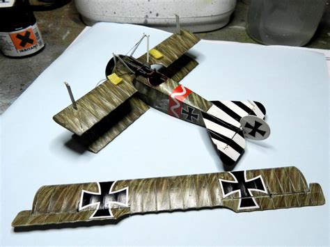 Fokker Dr I Revell Page