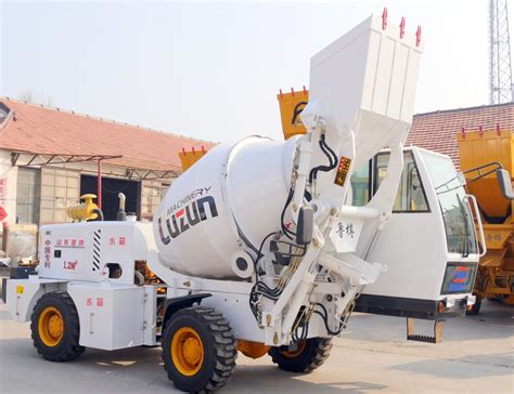 Cbm Professional Technology Of Self Loading Concrete Mixer China