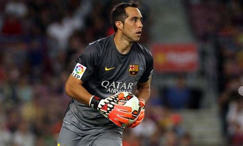 Claudio Bravo Height, Weight, Age, Spouse, Family, Facts, Biography