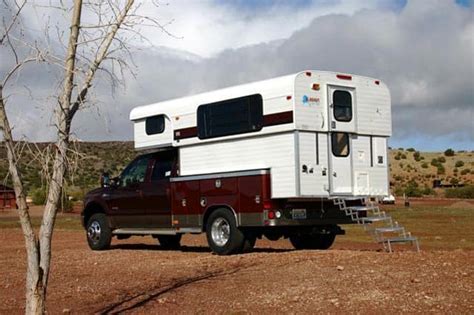 Alaskan Camper Buyers Guide - Hard Side Pop-Up Truck Campers