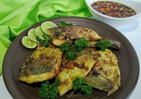 Resep Ikan Kuwe Bakar Oleh Teh Yanithea Cookpad