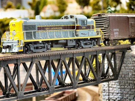 Ho Scale Bridge Made From Two Atlas Bridge Kits Model Trains Model